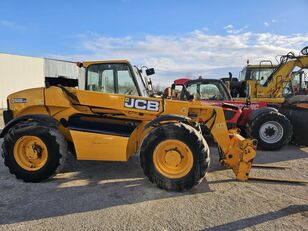 телескопический погрузчик JCB 528-70