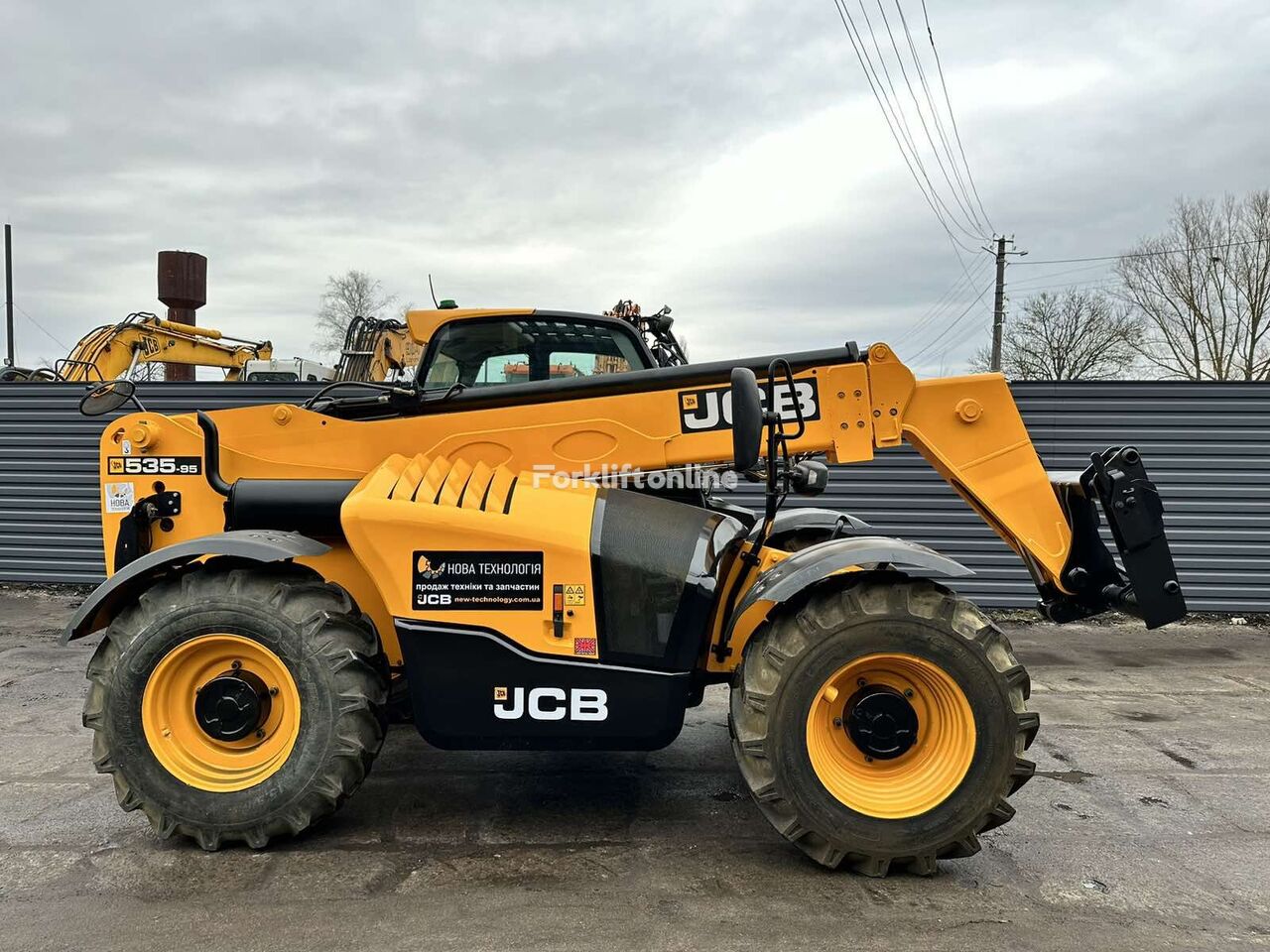 телескопический погрузчик JCB 535-95